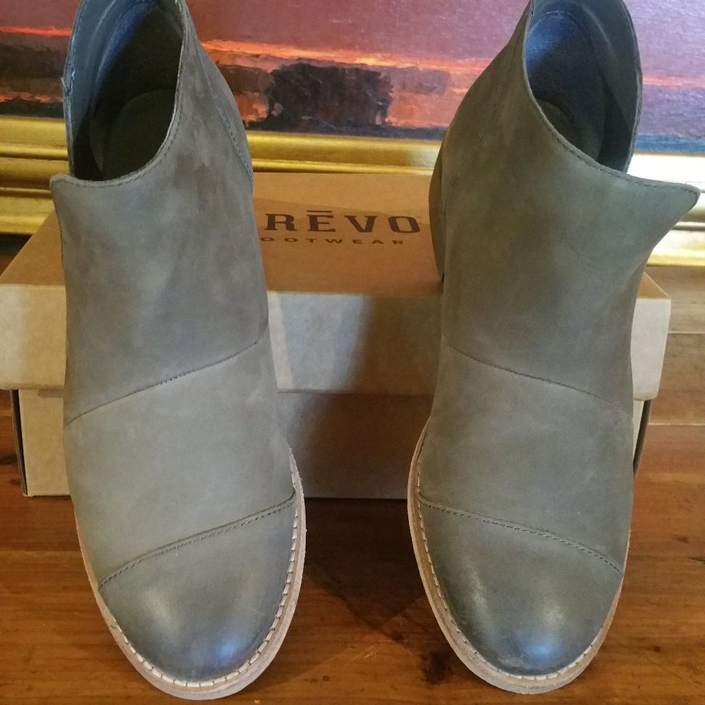 Women's Crevo Coralie Ankle Boot 8 - Picture 2 of 4